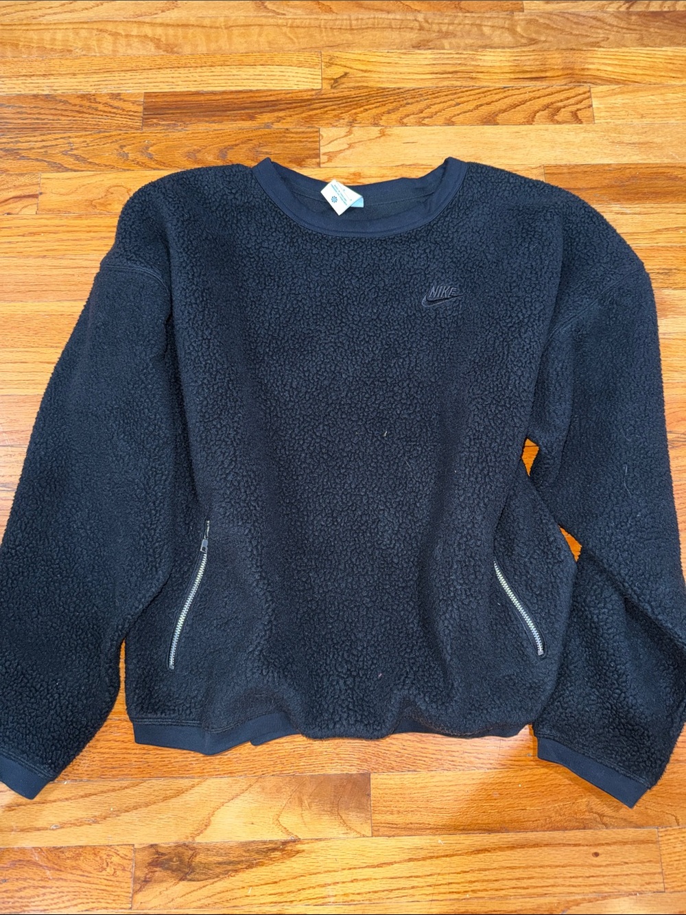 Nike Black Sherpa Crewneck Pullover with Zipper Pockets